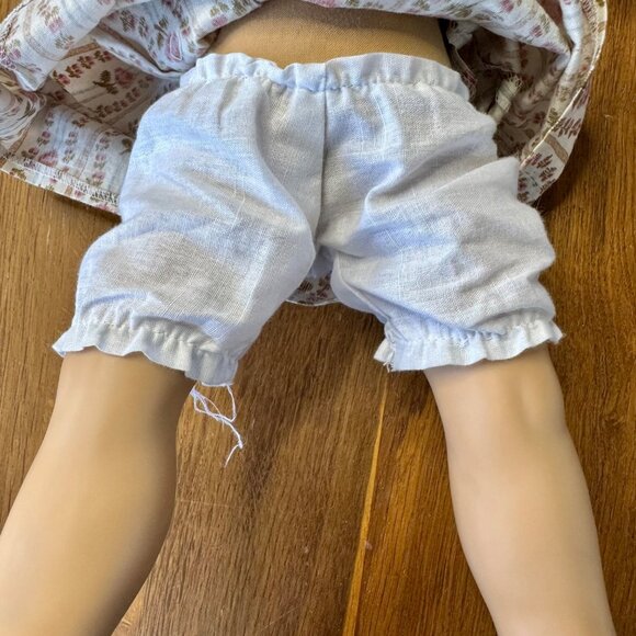 PLEASANT COMPANY Felicity Merriman American Girl Doll 1993 Floral Dress Dreamer - Picture 6 of 11